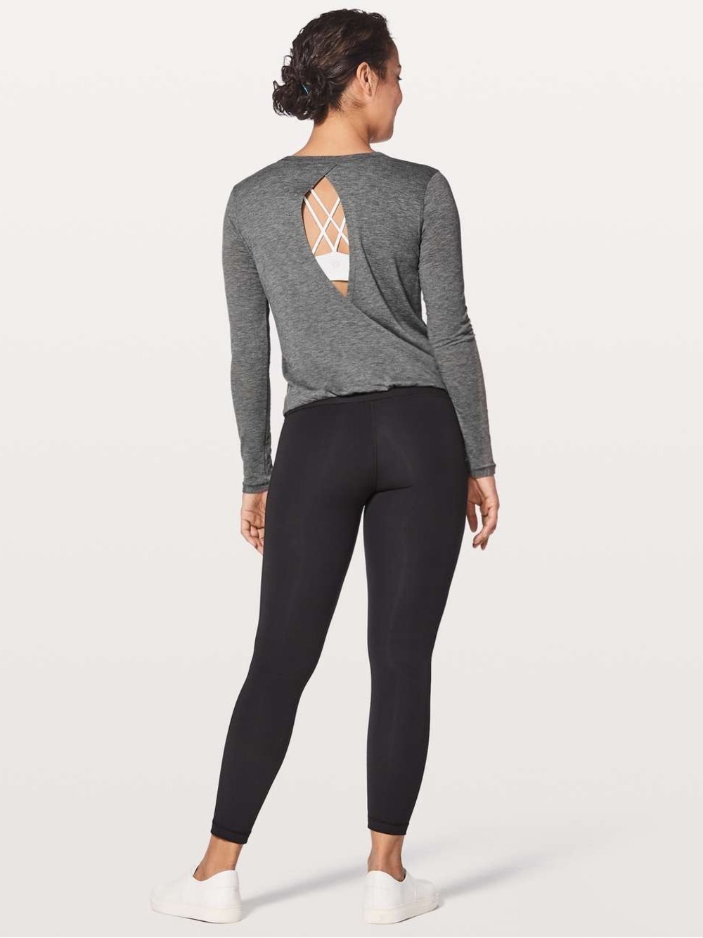 Lululemon Wild Twist Long Sleeve
Heathered Gray Small /Medium